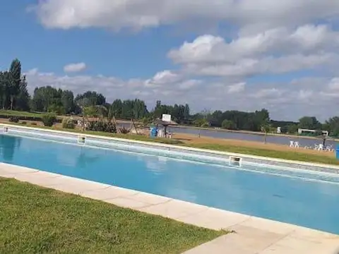 Lote al agua en Venta Isla del Este Tigre Amarra