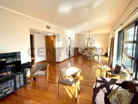 Departamento en Venta con 2 cocheras