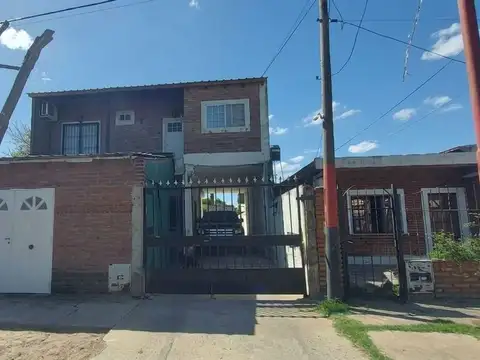 VENTA CASA 4 DORMITORIOS COCHERA  PATIO Y GALPÓN