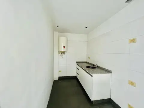 Pte Peron 2752 , Piso 1