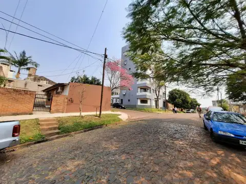 Gran Lote 720 m2 a pasos del Centro Ideal Constructoras