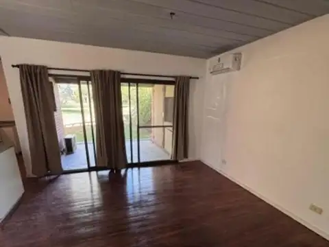 Casa en Venta en Villa Rosa, USD 88.000