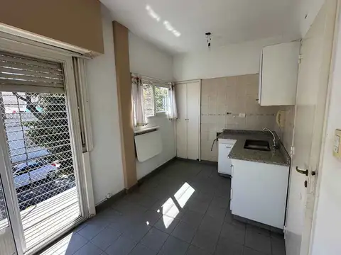 Depto Tipo Casa 3 ambientes con 1 baño