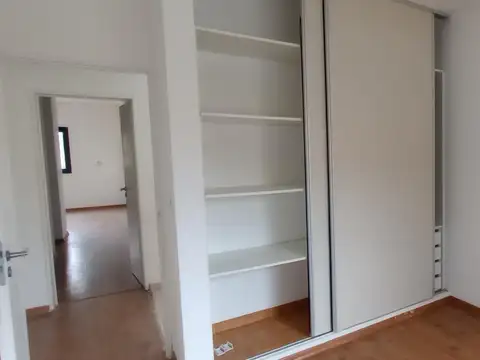 Casa en Alquiler al Este