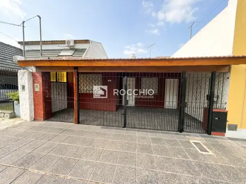 Casa en alquiler en José León Suárez, 3 ambientes