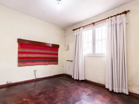 Depto Tipo Casa en Venta en Lomas de Zamora, USD 55.000