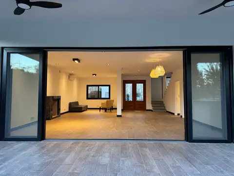 Casa en Alquiler de 4 dormitorios