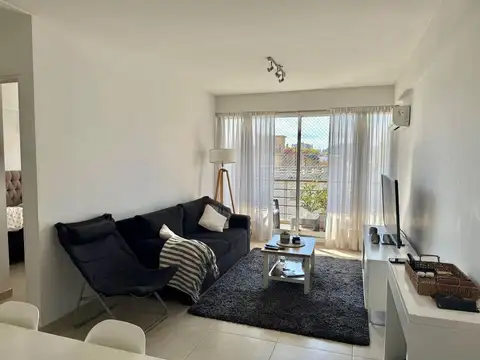 Venta 2 Ambientes con Balcón al Frente en Chacarita | Suite   Toilette | SUM