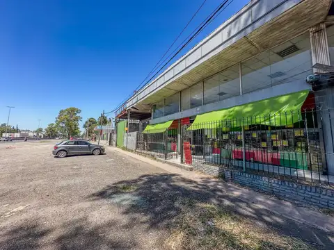 ALQUILER - DEPOSITO - FLORENCIO VARELA - 2000 M2 CON LOCAL COMERCIAL
