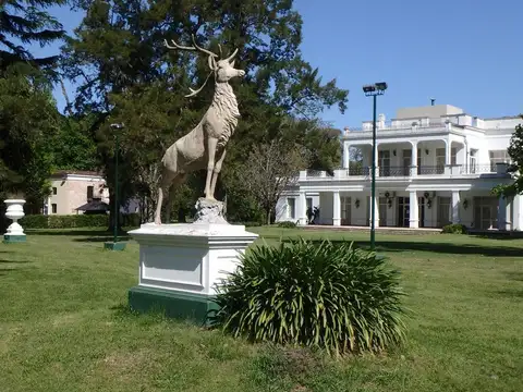 Av. Soberanía Nacional al 500
