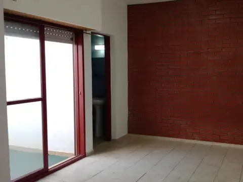 Casa 9 ambientes con 8 baños