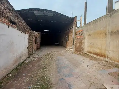 Galpon en Venta en Isidro Casanova, USD 98.000
