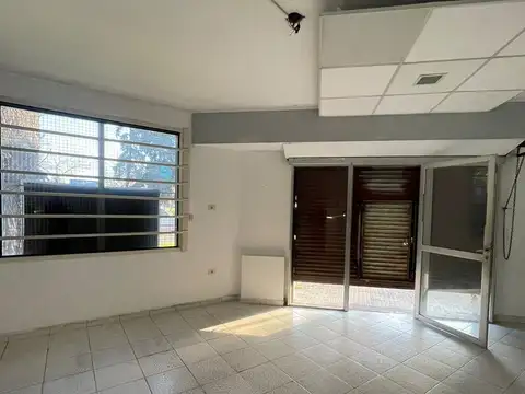 Local en Alquiler 25 años