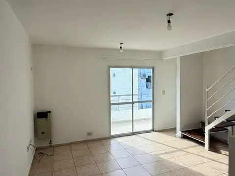 Amplio dúplex de 1 dormitorio