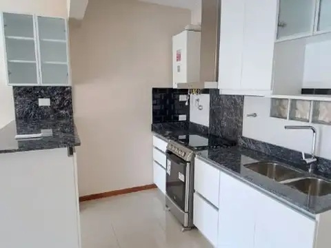 Departamento en Alquiler con 1 cocheras