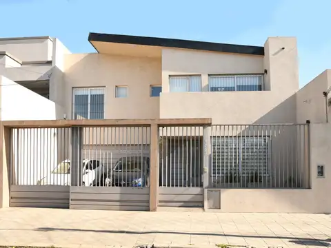 Casa en venta en Ramos Mejia