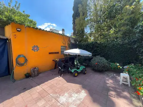 PH 3 AMBIENTES CON COCHERA Y JARDIN EN VENTA!