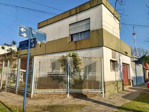 Casa 4 ambientes, c/ patio y pileta! Ramos mejía