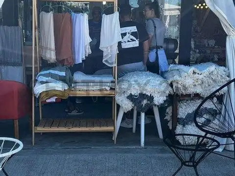 VENTA LOCALES en Centro Comercial Docks del Puerto