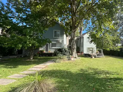 CASA EN VENTA EN BARRIO CERRADO PATO VERDE, MUÑIZ, SAN MIGUEL