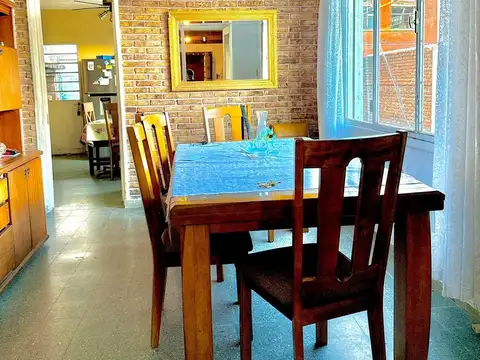 Venta Casa 4 Dormitorios y Galpón en Belvedere