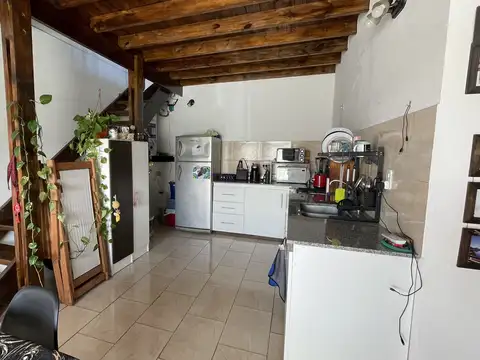 Casa 3 ambientes con 2 baños