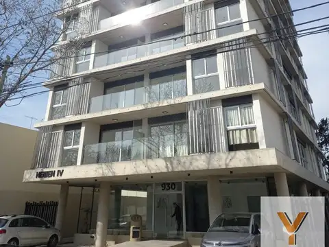 Cochera en venta - 10Mts2 - Ituzaingó