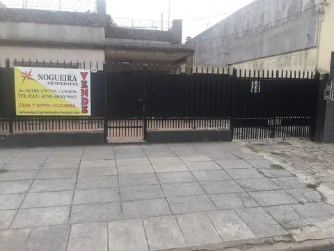 CASA EN VENTA  3 DORMITORIOS CON DEPTO AL FONDO- PALOMAR-MORÓN