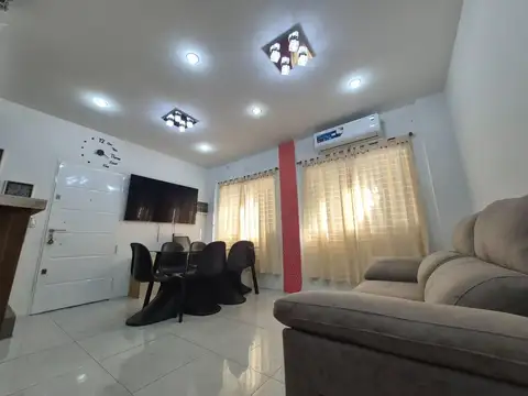 Depto Tipo Casa en Venta en Lanus Este, USD 70.000