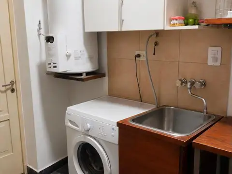 Casa 5 ambientes con 2 baños