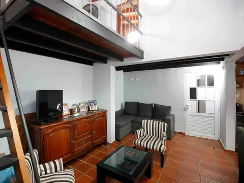 Depto Tipo Casa 5 ambientes con 3 baños