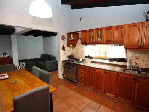 Depto Tipo Casa en Venta de 4 dormitorios