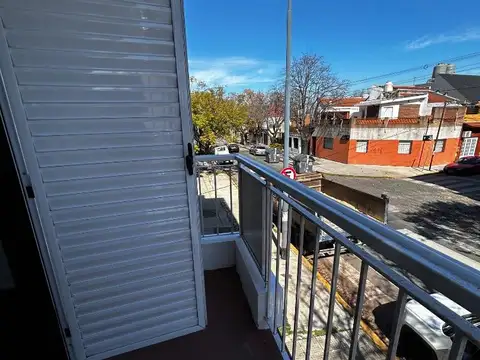 2 amb frente balcón súper lum 1 er piso x esc