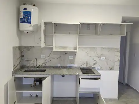 TRES SARGENTOS 1400, Piso 1
