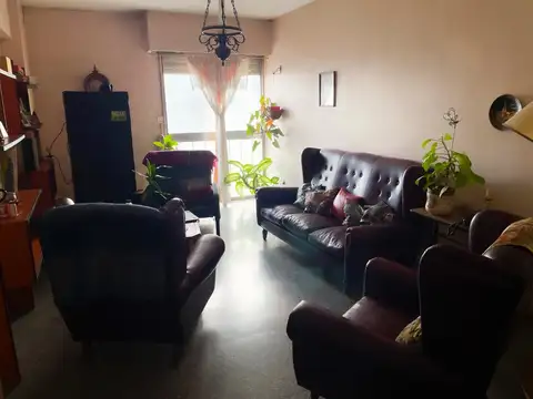 Departamento en venta - 2 Dormitorios 1 Baño - 75Mts2 - Bahía Blanca