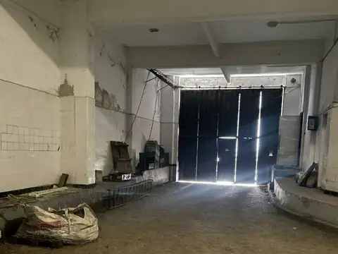 Local en Venta en Puerto, USD 600.000