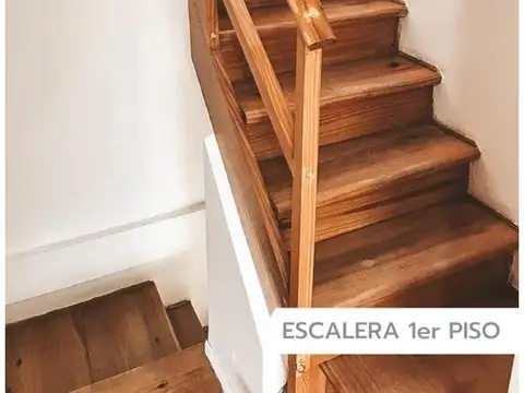 Duplex de 3 amb. con cochera/balcón/lavadero