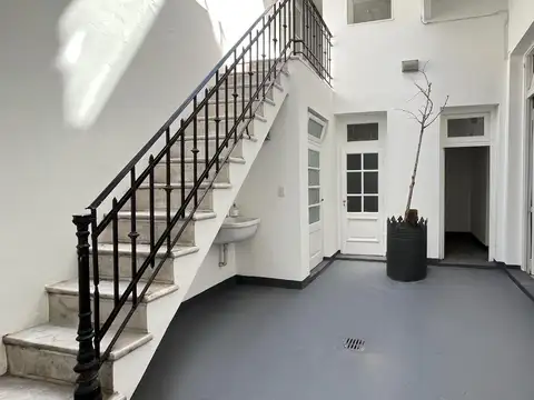 Venta PH de 2 Ambientes con Patio en Palermo Hollywood. Apto Crédito Hipotecario
