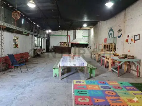 Galpon en venta con casa a modernizar