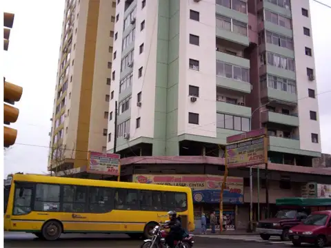 Av Dr M Belgrano 495 , Piso 11