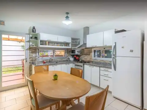 Depto Tipo Casa en Venta en San Fernando, USD 95.000