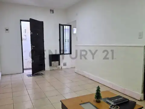 131 entre 66 y 67 - Departamento en venta