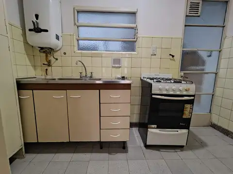 Departamento en Alquiler en Boedo, $ 820.000