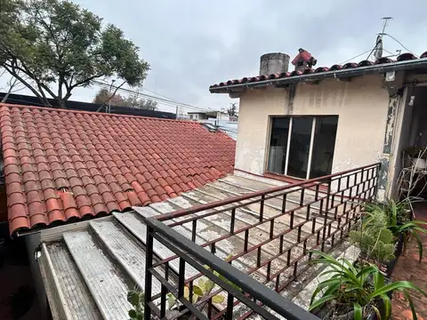 VENTA | CASA EN VICENTE LOPEZ | IDEAL PARA REMODELAR
