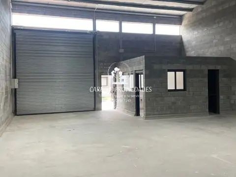 ALQUILER de Galpón Industrial de 140m2. Complejo Nogalis. Villa Rosa. Pilar. 100