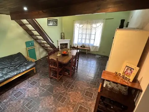 CASA 4 AMBIENTES CON PARQUE EN BELÉN DE ESCOBAR