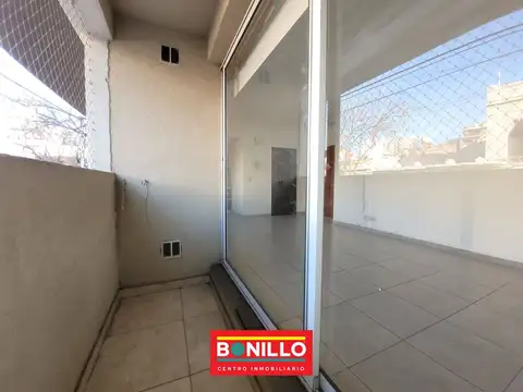 Departamento en Alquiler en Villa Pueyrredón, $ 550.000