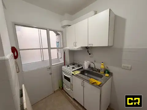 Impecable departamento de 2 ambientes y medio en alquiler.