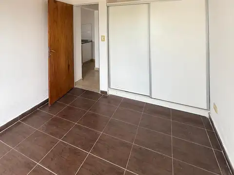 Casa 2 ambientes con 1 baño