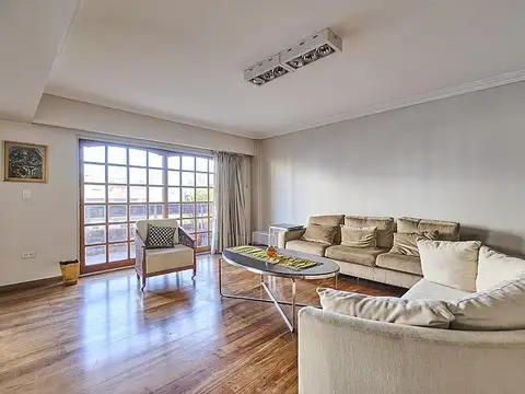 Departamento en Venta con 2 cocheras